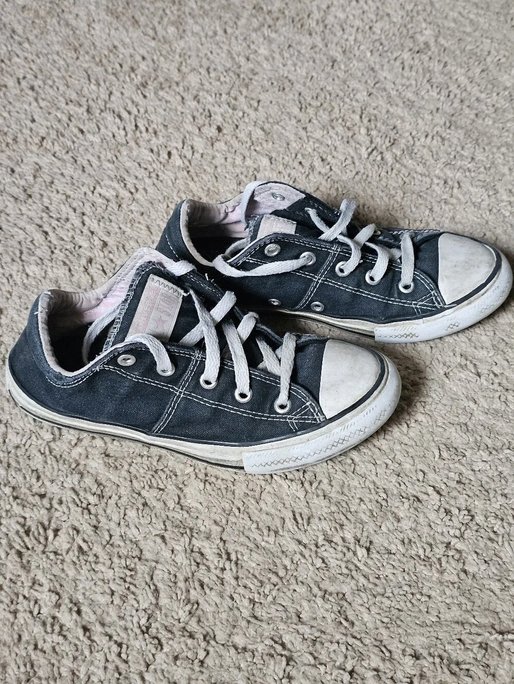 Converse All Star Kids Shoes - Size 2 - Boy's Girl's Sneakers - Black & White